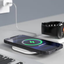 Load image into Gallery viewer, High quality magnetic wireless charger (three in one)
